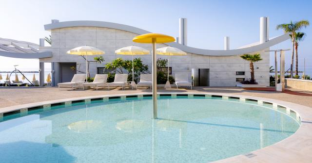 Radisson-Beach-Resort-KIDS-POOL