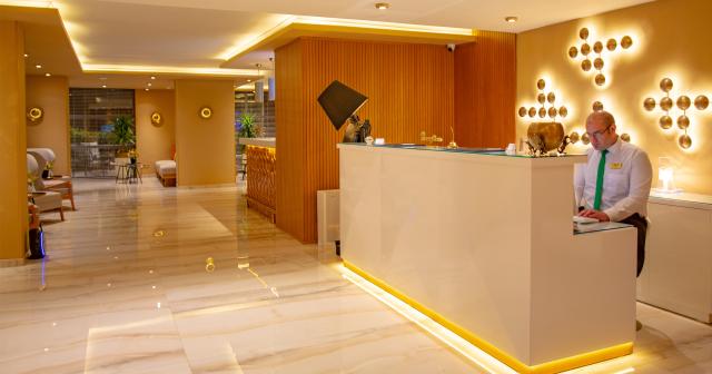 La-Terrazza-RECEPTION-01