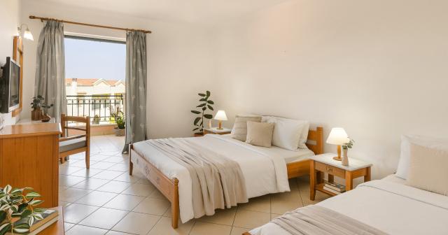 Century-Resort-ROOM-Family-One-Bedroom-Garden-View-2025-NEW-01