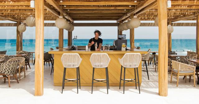 Mitsis-Rinela-Beach-Resort-and-Spa-2025-BAR-01