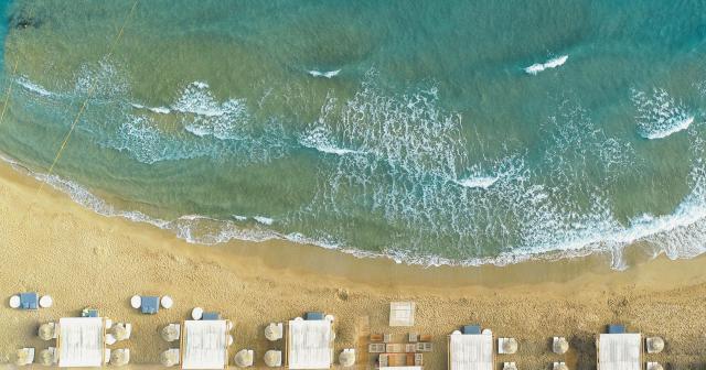 Mitsis-Rinela-Beach-Resort-and-Spa-2025-BEACH-01