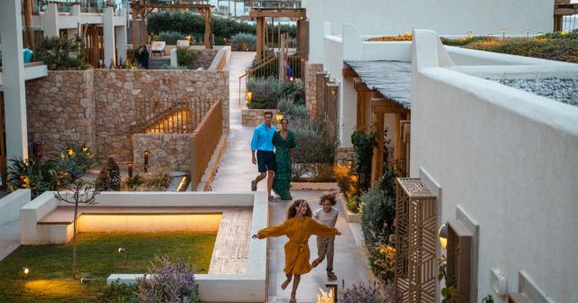 Mitsis-Rinela-Beach-Resort-and-Spa-2025-HOTEL-02