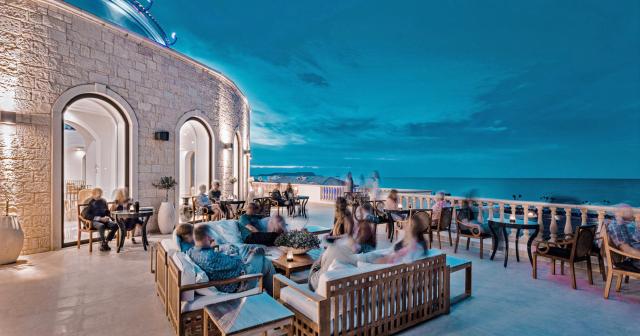 Mitsis-Selection-Laguna-BAR-02