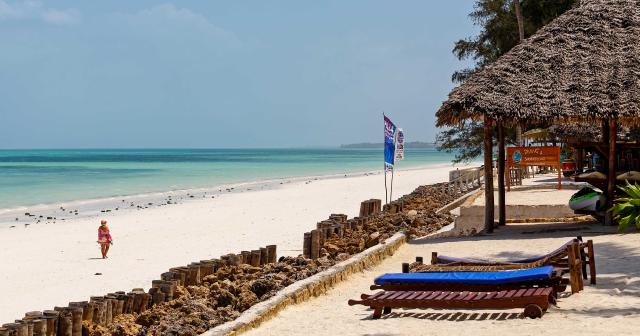 Sultan-Sands-Island-Resort-2025-BEACH-01