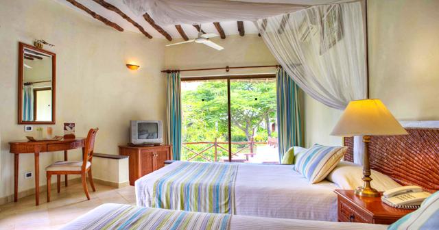 Sultan-Sands-Island-Resort-STANDARD-ROOM-SEPARATE-BEDS