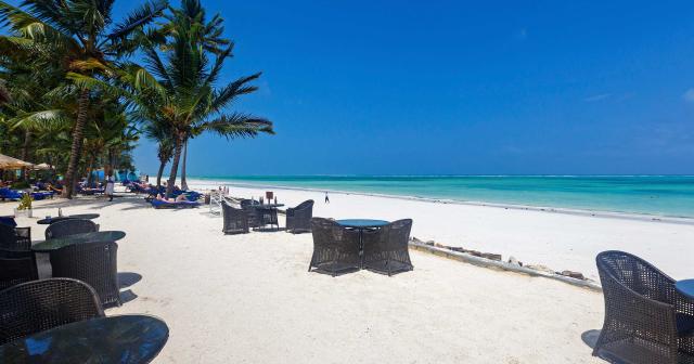 Sultan-Sands-Island-Resort-2025-BEACH-02