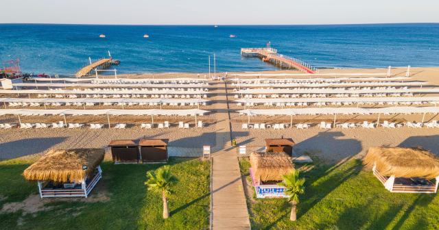 Asteria-Family-Resort-Side-BEACH-01