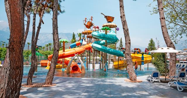 The-Norm-Oriental-AQUAPARK-01