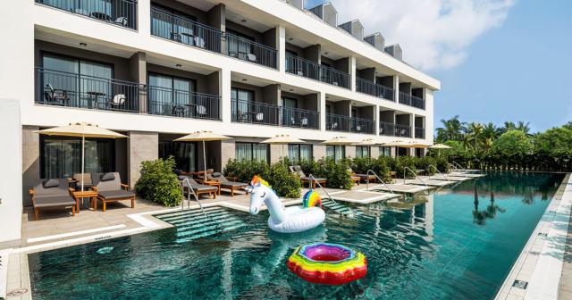 Swandor-Hotels-Resorts-Kemer-HOTEL-POOL-SWIM-UP