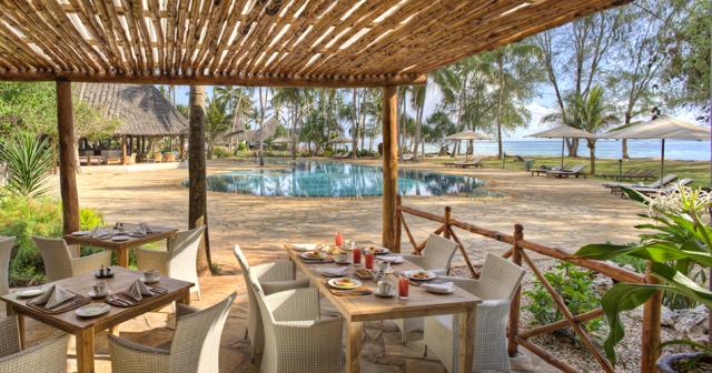 Bluebay-Beach-Resort-and-Spa-OUTSIDE-RESTAURANT-2