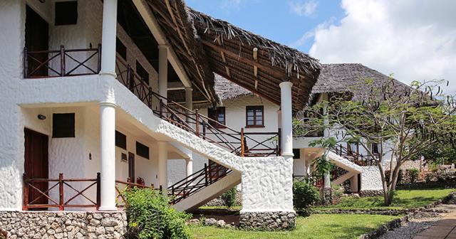 Bluebay-Beach-Resort-and-Spa-BUILDINGS