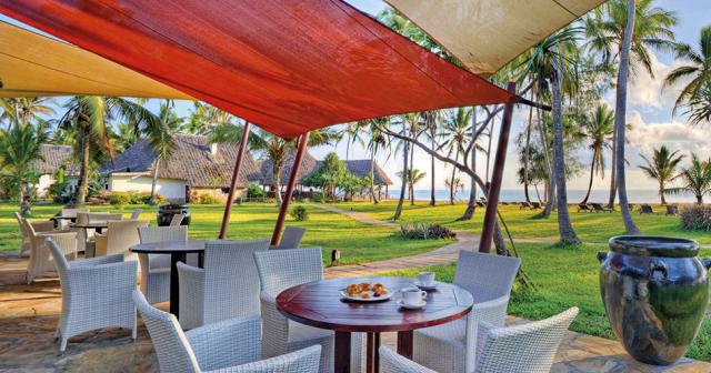 Bluebay-Beach-Resort-and-Spa-MAIN2