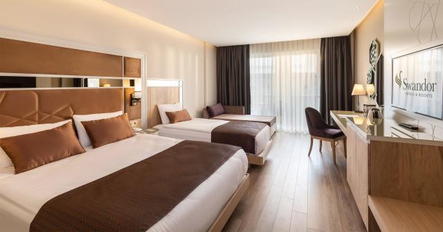 Swandor-Hotels-and-Resorts-Topkapi-Palace-DELUXE-SUPERIOR-ROOM-