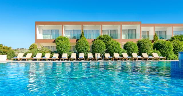 Anavadia-2025-POOL-03