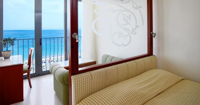 Mitsis-La-Vita-ROOM-03