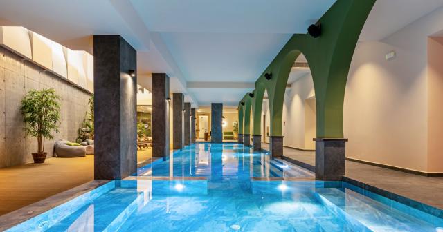 Minos-Ambassador-INDOOR-POOL-01
