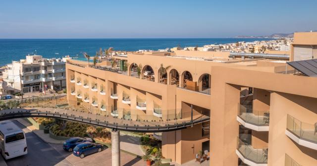 Minos-Ambassador-HOTEL-BUILDING