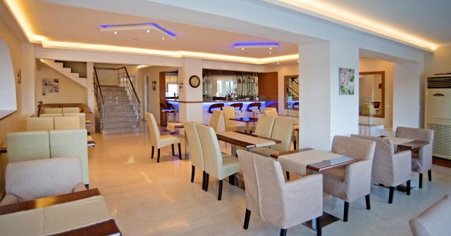 Oasis-RESTAURANT