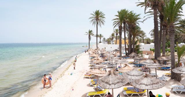 Shems-Holiday-Village-BEACH