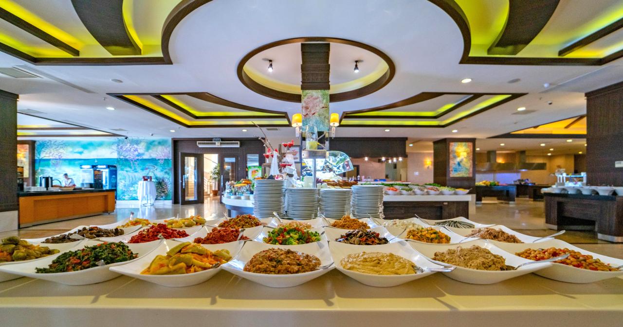 TURECKO-Vita-Silva-Resort-and-Spa-BUFFET-01