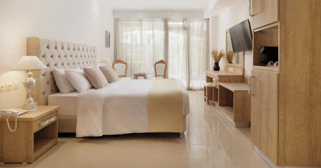 Mythos-Palace-ROOM-02