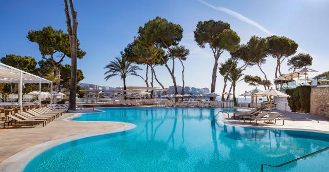 Melia-South-Beach-POOL