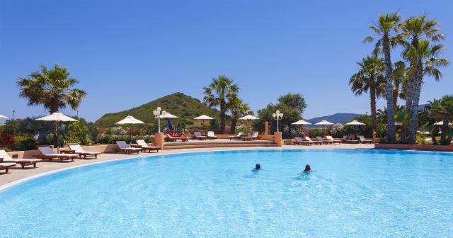 Sant-Elmo-Beach-POOL-01