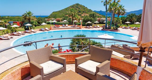 Sant-Elmo-Beach-POOL-03
