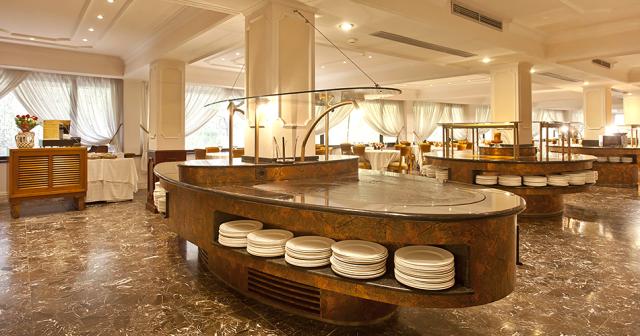 Ipanema-Park-Beach-LOBBY-BUFFET