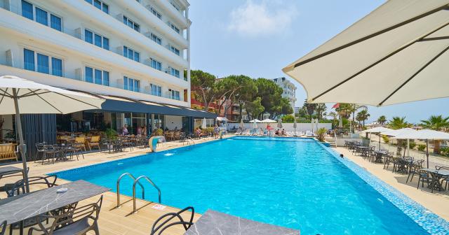 Elesio-NEW-2025-POOL-02