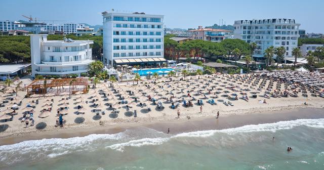 Elesio-NEW-2025-BEACH-03