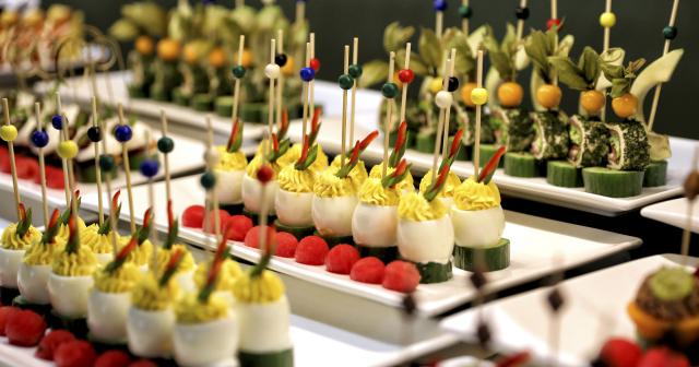 Luxury-Premium-Finese-BUFFET-01