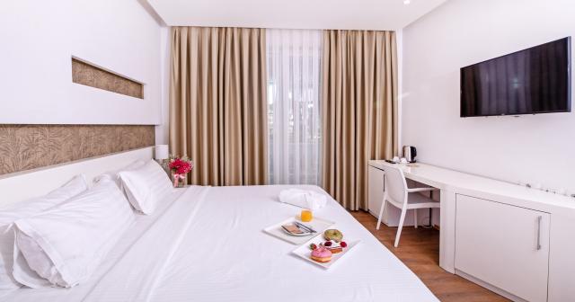 Prestige-Resort-ROOM