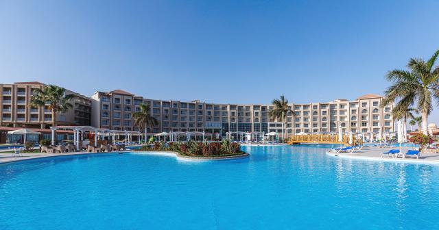 Sunrise-Alora-Aquapark-Resort-2025-NEW-POOL-01