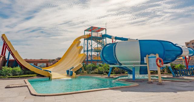 Sunrise-Alora-Resort-AQUAPARK-04