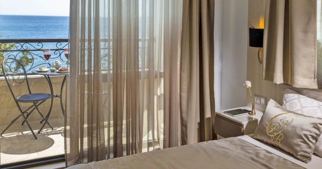 Onyx-Beach-Residence-ROOM-02