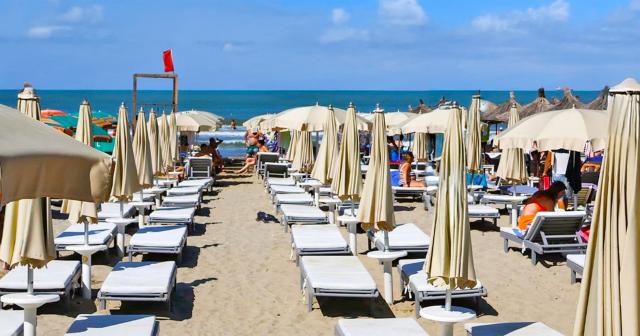 Amfora-Hotel-Spa-BEACH