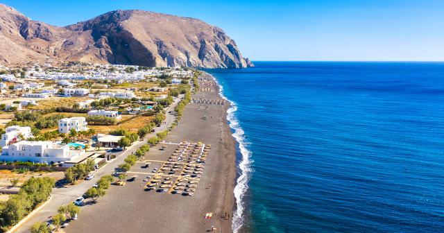 Santo-Mangata-Boutique-PERISSA-BEACH-01