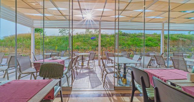 Q-Ella-Beach-Side-2025-New-RESTAURANT-04