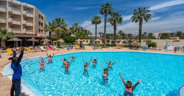 Houda-Yasmine-Marina-Spa-POOL-02
