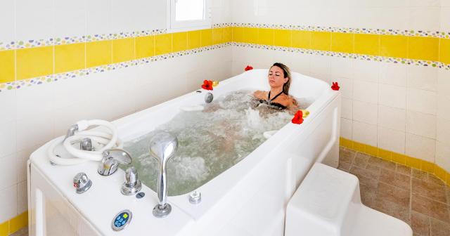Houda-Yasmine-Marina-Spa-SPA-01