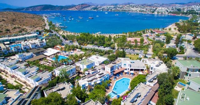 Club-Flora-2025-HOTEL-OVERVIEW-01