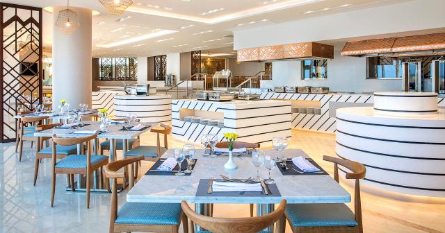 Hilton-Hurghada-Plaza-RESTAURANT-02