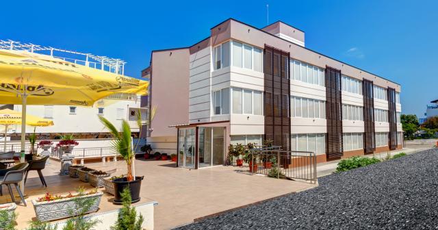 Sunny-Hotel-NEW-BUILDING