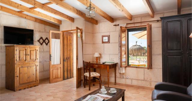 Finca-Can-Canals-Spa-ROOM-03