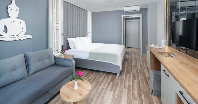 Siam-Elegance-2025-STANDARD-ROOM-02
