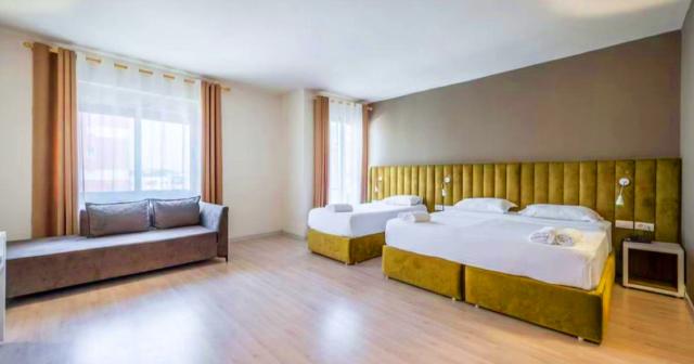 Ajsel-TRIPLE-ROOM