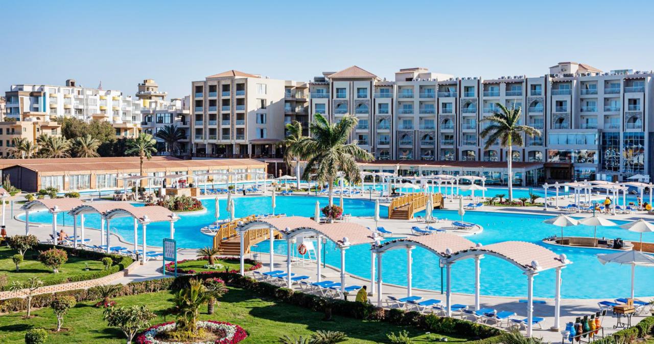 Sunrise-Solara-Aqua-Park-Resort-MAIN