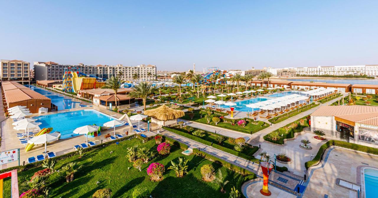 Sunrise-Solara-Aqua-Park-Resort-OVERVIEW