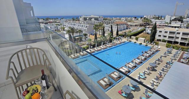 Nestor-BALCONY-VIEW
